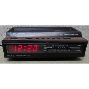 Vintage Northwestern Bell Clock Radio Telephone 82090 - Woodgrain Digital Clock